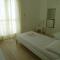 Four Seasons Rooms & Apartments - إيوس خورا