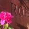 Les Rosées