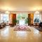 Hotel Savoy