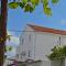 ꕥ Apartments Residence SUNCE Supetar, Family choice - cozy base to stay and explore island Brac FREE PARKING