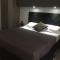 MB95 - Mezzocannone Luxurious Bed&Breakfast