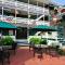 Pequot Hotel