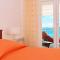 Gem of the sea luxury beach apartment with brand new heating infinity pool - Трогир