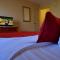 Mystic River Hotel & Suites - Містик
