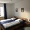 An der Weissen Mauer 14 Ferienwohnung 1 u 2