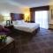 Ashmore Inn and Suites Lubbock
