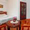 Family Hotel Varosha 2003