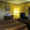 Colonial Inn Mercer-Grove City