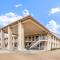 Super 8 by Wyndham Brookhaven