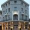 Hotel Metropolis
