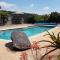 Golden Hills Farm Cottage with Swimming Pool