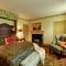 Inn by the Bandstand a Boutique Hotel