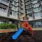 Zulanie Family Studio at D'Perdana Apartment, Spacious and Cozy with POOL, Free Wifi & Netflix - Kota Bharu