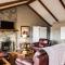 Cliff Dwellers Inn