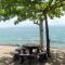 Dewshore Resort
