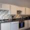 Apartment 3 The Grove