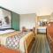 Super 8 by Wyndham Greencastle - Greencastle