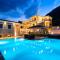 Semiramis Luxury Suites