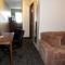 Canby Inn and Suites - Canby