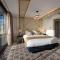 Seven Hotel