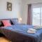C02 - Luxury 3 Bed with Pool View