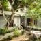Mount Lodge Boutique Hotel