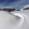 RIFUGIO AL LAGO DEL MORTIROLO in inverno raggiungibile solo a piedi