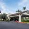 Howard Johnson by Wyndham Fullerton/Anaheim Conference Cntr