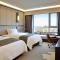 Fuzhou Lakeside Hotel
