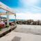 Blue Sea Apartment by Locap Group - 皮兰