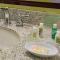 Holiday Inn Hotel French Quarter-Chateau Lemoyne by IHG