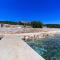 Foto: Seaside luxury villa with a swimming pool Cove Siroka, Ciovo - 11749 1/21