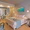 Swell Boutique Hotel