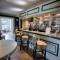 WorldHotels Distinctive Woughton House Hotel