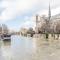 Veeve - Overlooking the Seine on Ile de la Cité