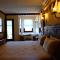Mandarin & Mango Boutique Hotel
