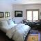 East Hampton Art House Bed and Breakfast