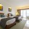 Hotel Naveen Lakeside