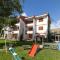 Apartamentos Leo