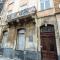 Apartment near Museum