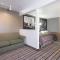 Super 8 by Wyndham Bernalillo