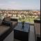 Foto: Top Floor 2 BR Luxury Apartment 27/29