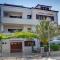 Argo Apartmani