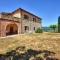 Vittoriana near San Gimignano by PosarelliVillas
