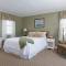 Dockside Guest Quarters
