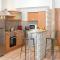 MH Apartments S. Familia