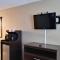 Econo Lodge North