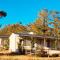Cheverells Farm, Kiku & Braeburn Cottage