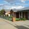 Numurkah Self Contained Apartments - The Saxton