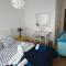 Lilas Beach Apartment